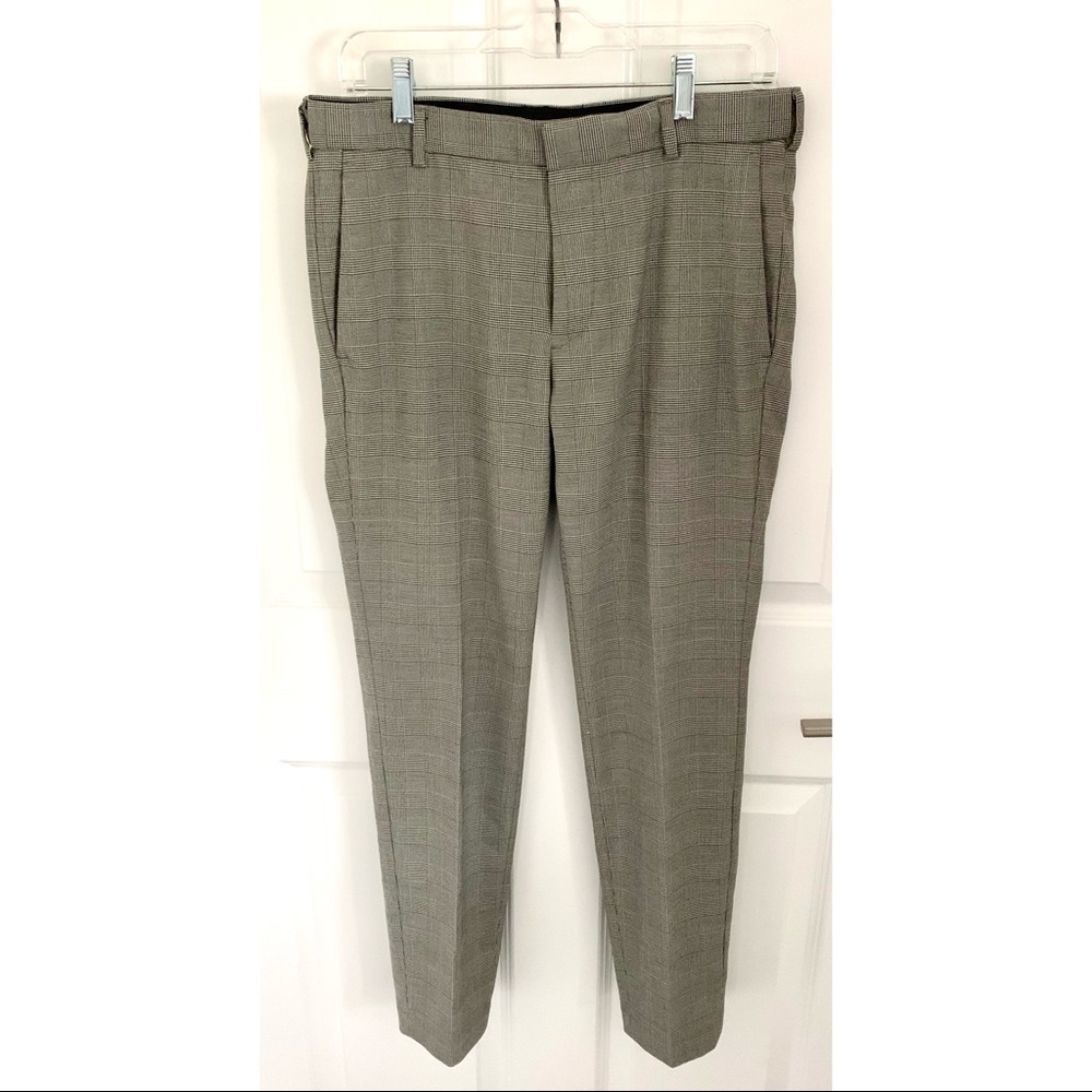 H&M Men's Gray Plaid Trousers in Size 30 Waist